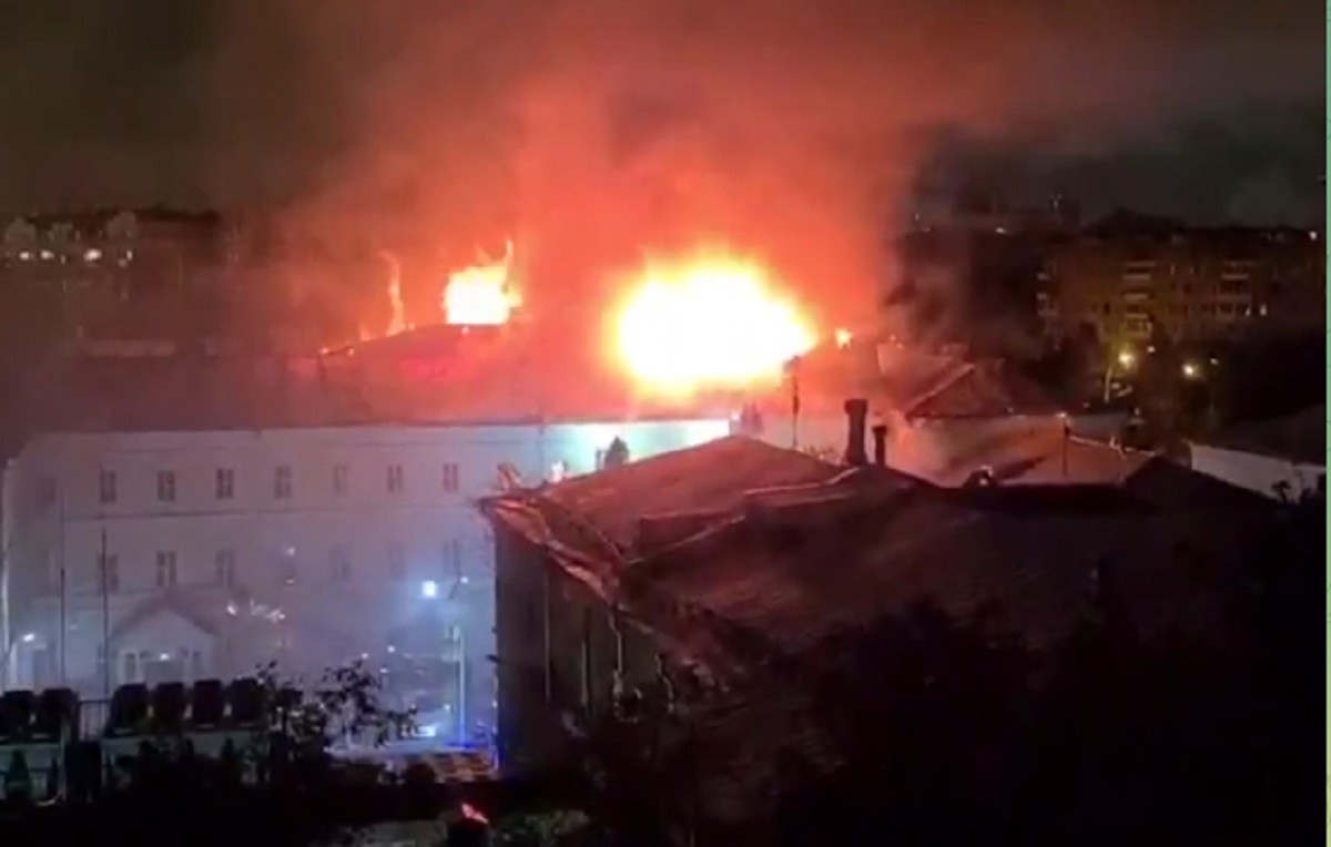 Пожар в общежитии военного университета минобороны