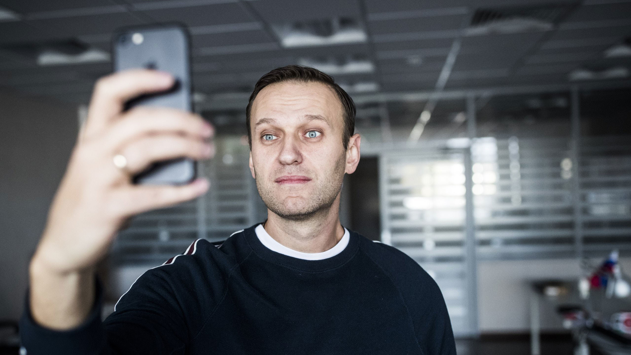 Навальный - срок за экстремизм