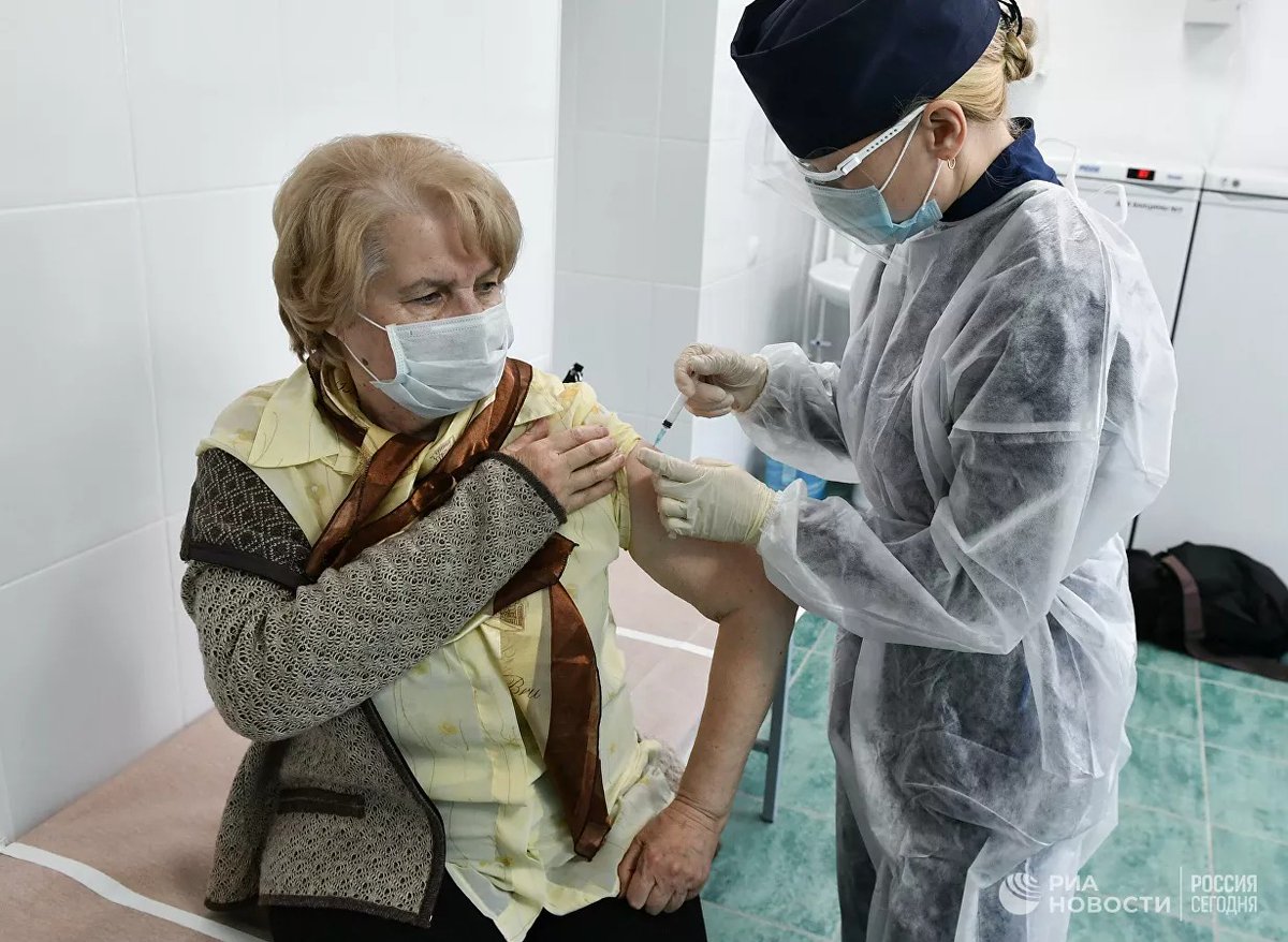 обязательная вакцинация для людей старше 60 лет