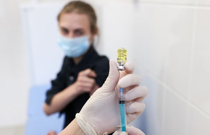 В Москве не нашли детей в возрасте 6-11 лет без антител к COVID-19 для испытания вакцины