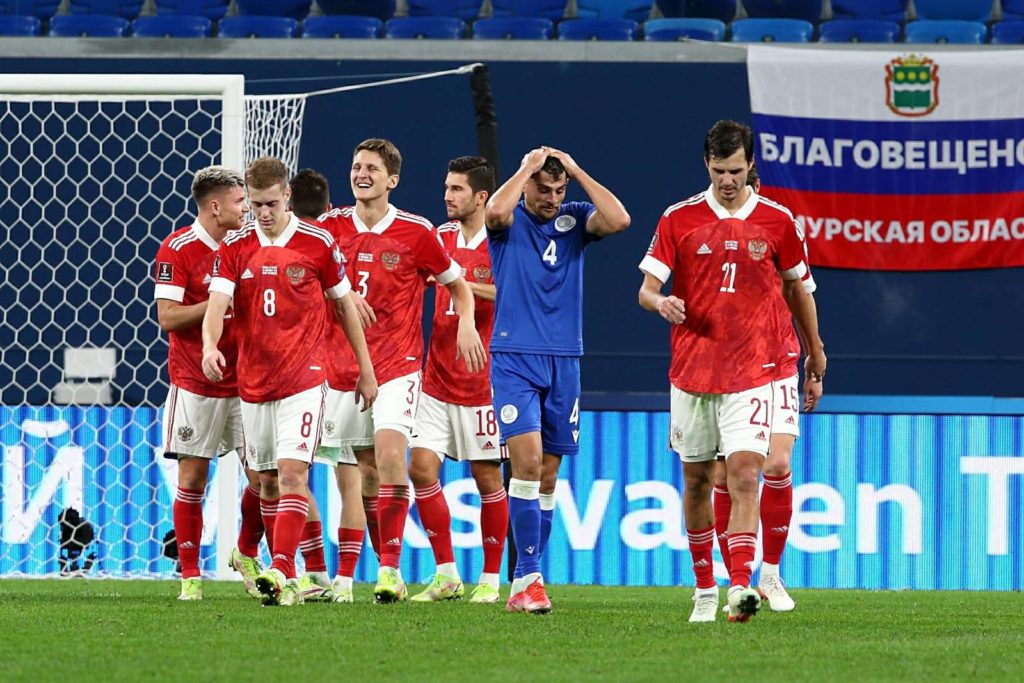 CAS оставил в силе запрет ФИФА на участие российских команд в турнирах