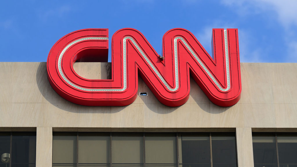 Телекомпания CNN приостанавливает вещание в России