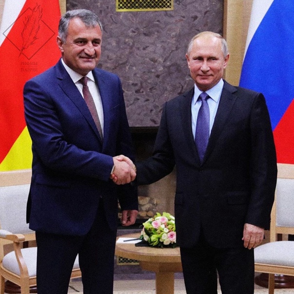 Южная Осетия собирается предпринять юридические шаги для вхождения в состав России