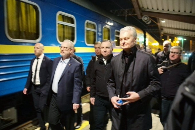 Президенты Польши, Литвы, Латвии и Эстонии приехали в Киев
