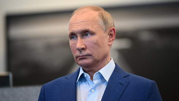 Владимир Путин объявил 2022-2031 года в России Десятилетием науки и технологий фото