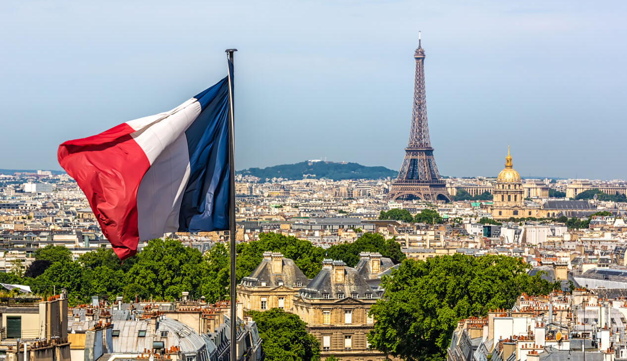 Правительство Франция заморозило недвижимость российских бизнесменов