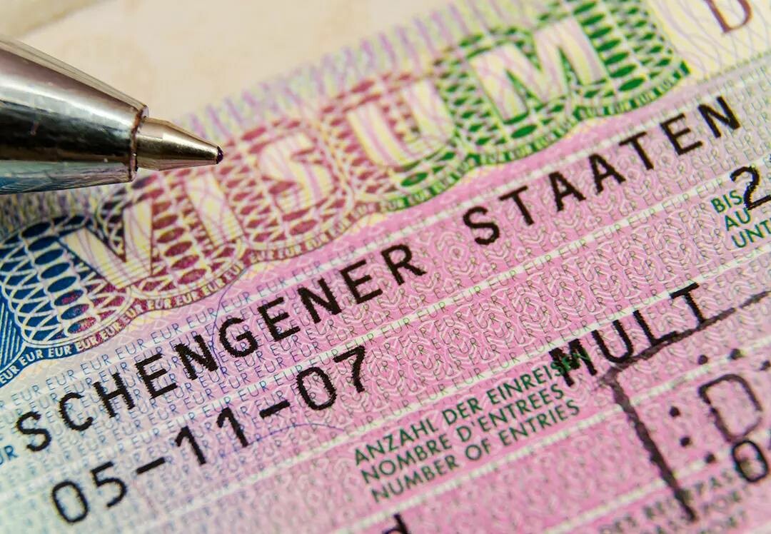 Правительство Польши предложило прекратить выдачу шенгенских виз гражданам России