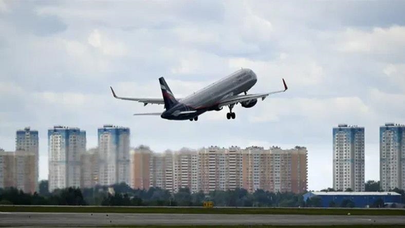 Ограничение полетов в ряд аэропортов юга и центральной части России продлено