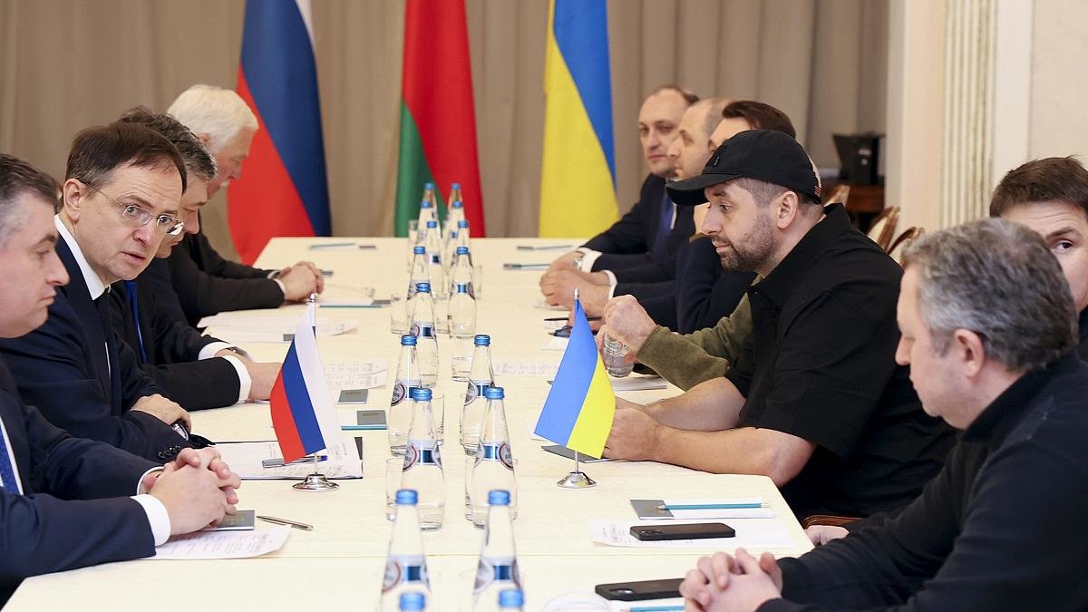 МИД России сообщил о готовности Москвы возобновить переговоры с Киевом