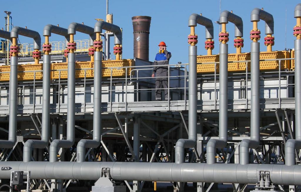 «Газпром» c 1 июня приостановит поставки газа энергокомпаниям Ørsted и Shell Energy Europe Limited