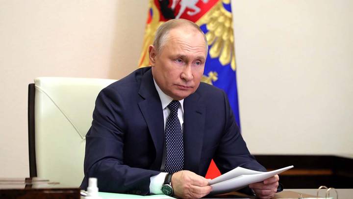 Президент России подписал указ о господдержке детей российских военных, погибших или раненных во время спецоперации в Украине
