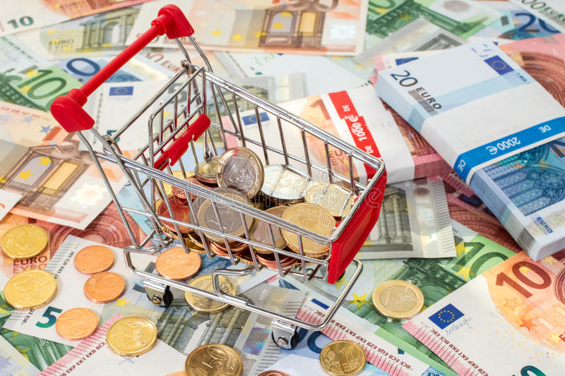 Инфляция в еврозоне в мае достигла 8,1%