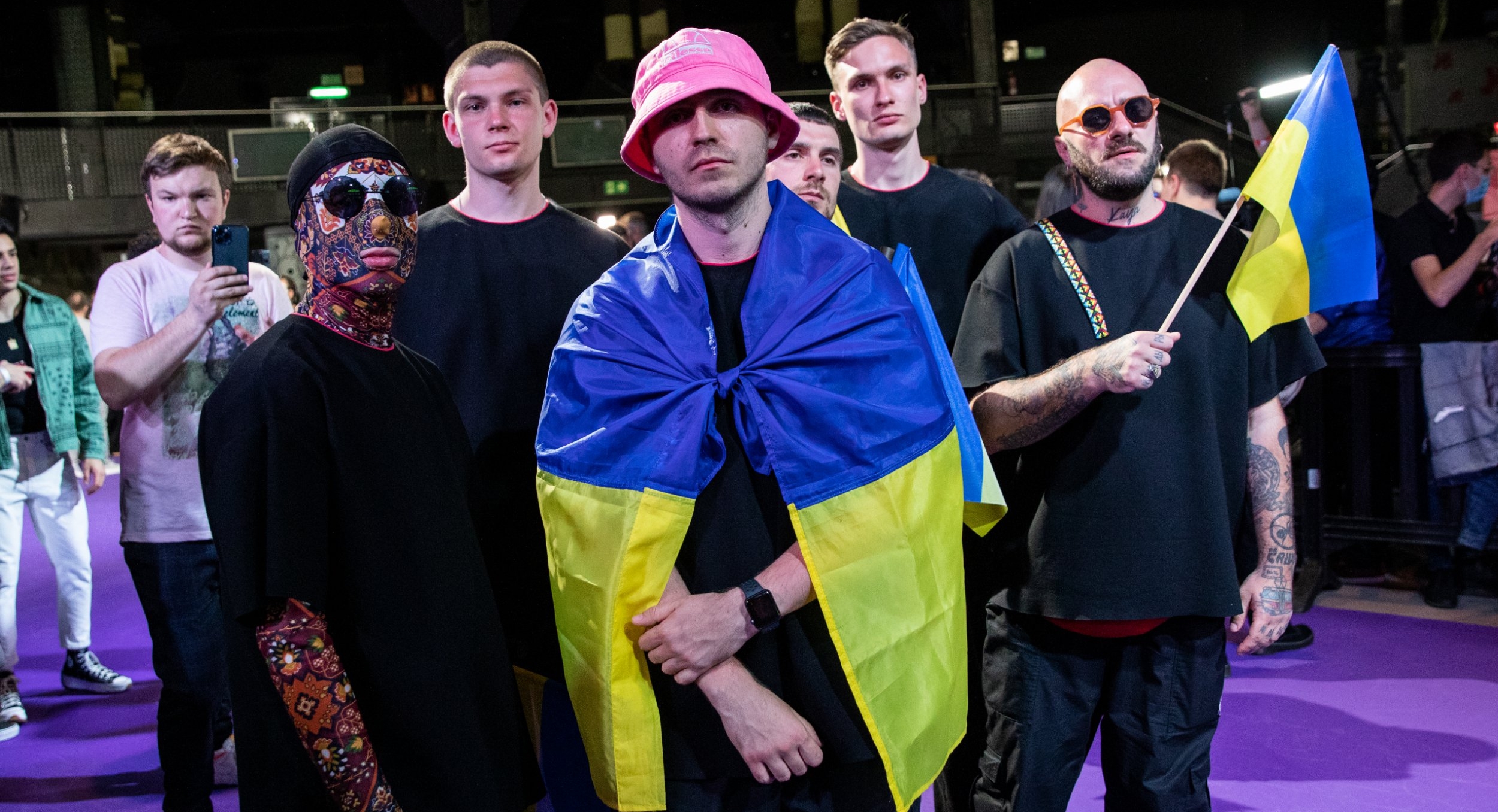 Украинская рэп-группа Kalush Orchestra с песней «Stefania» вышла в финал «Евровидения»