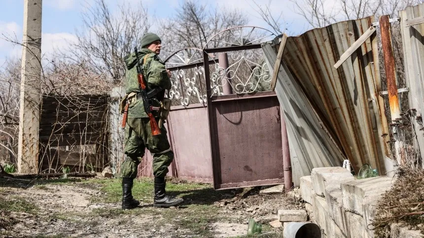 Союзные силы взяли под контроль поселок Новолуганское в ДНР