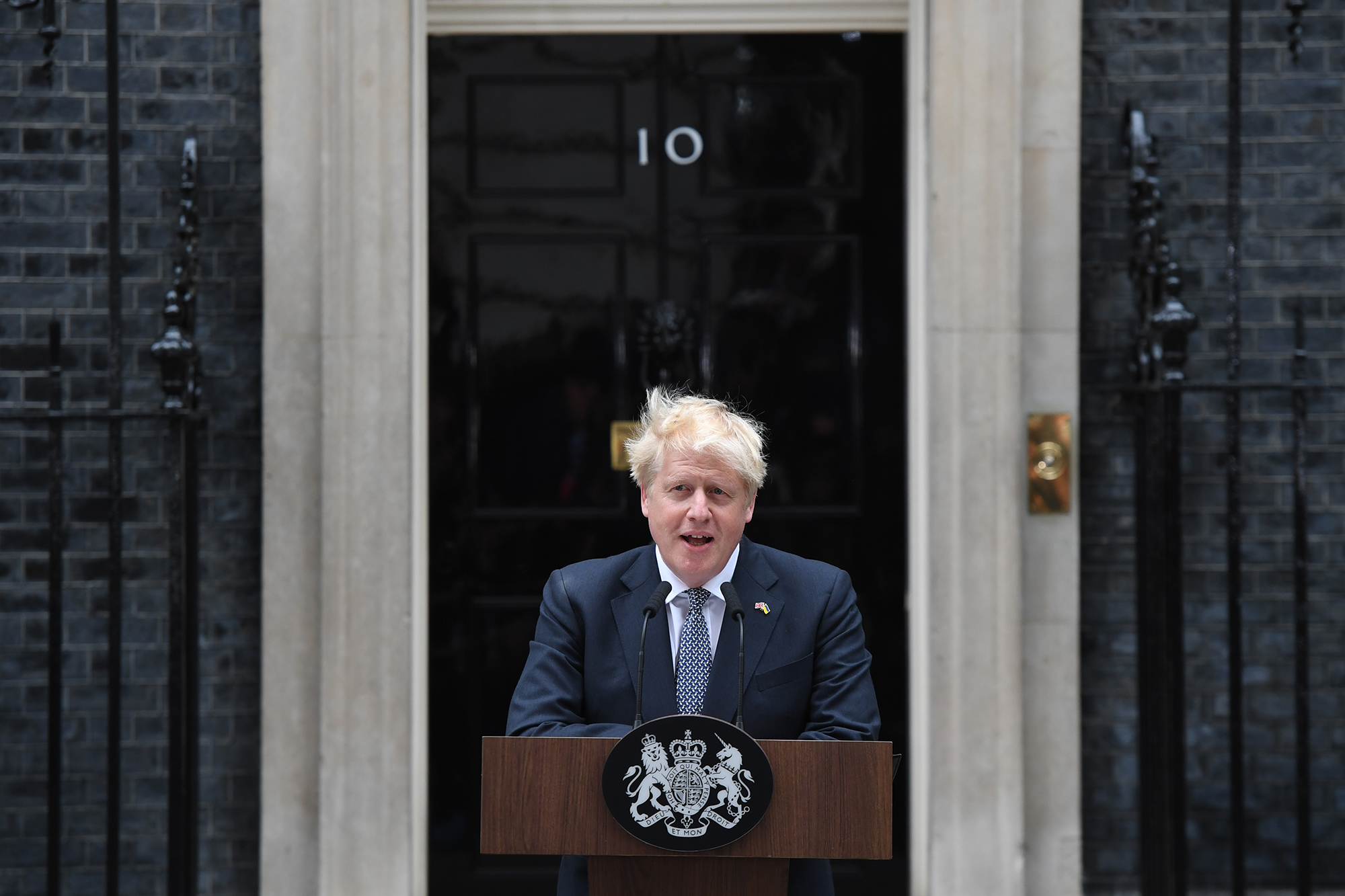 Борис Джонсон принял решение уйти с поста премьер-министра Великобритании