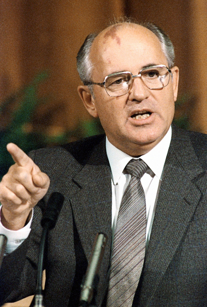 Михаил Горбачев умер на 92 году жизни