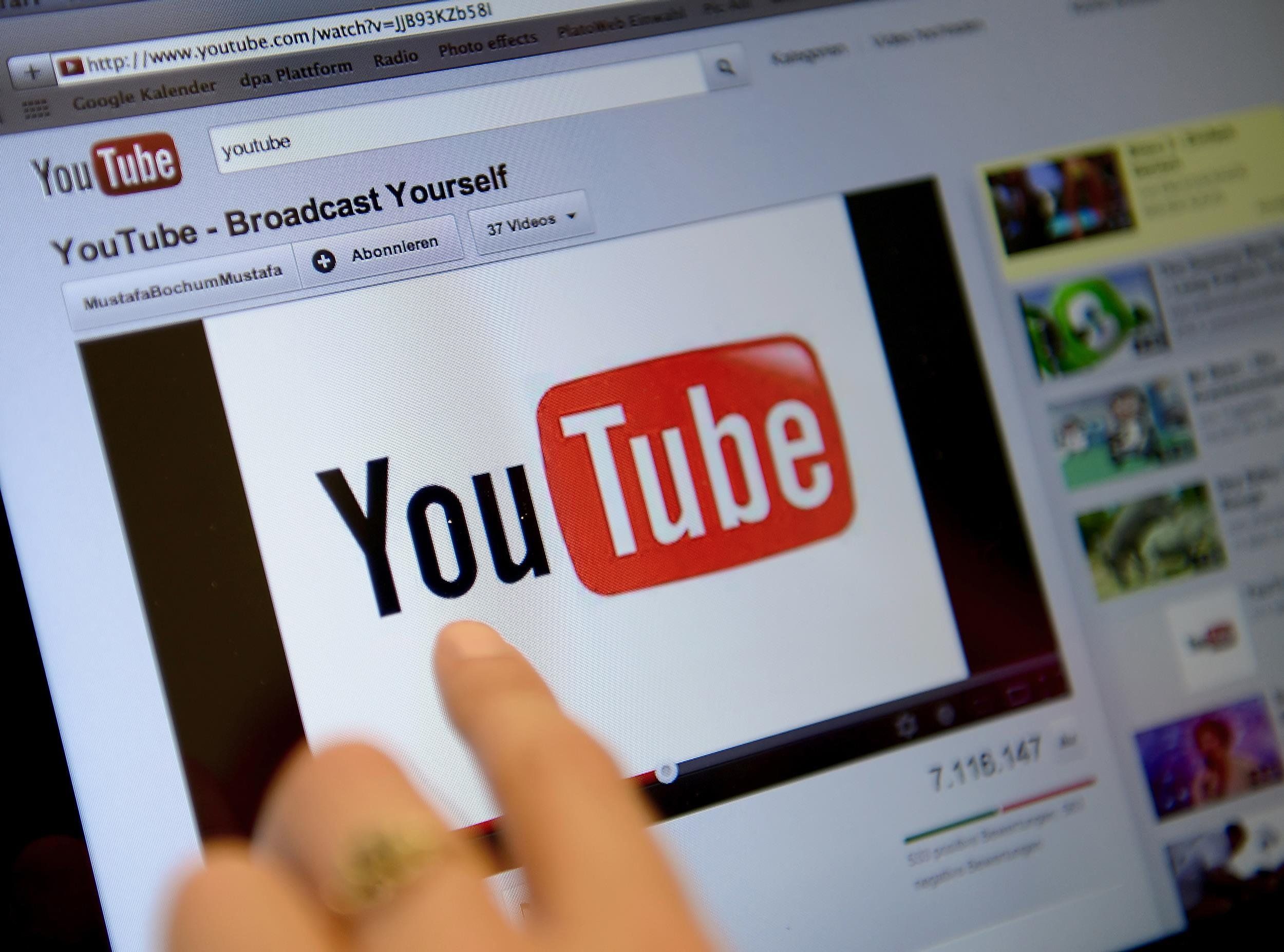 Госдума призвала российских видеоблогеров переходить с YouTube на отечественные сервисы