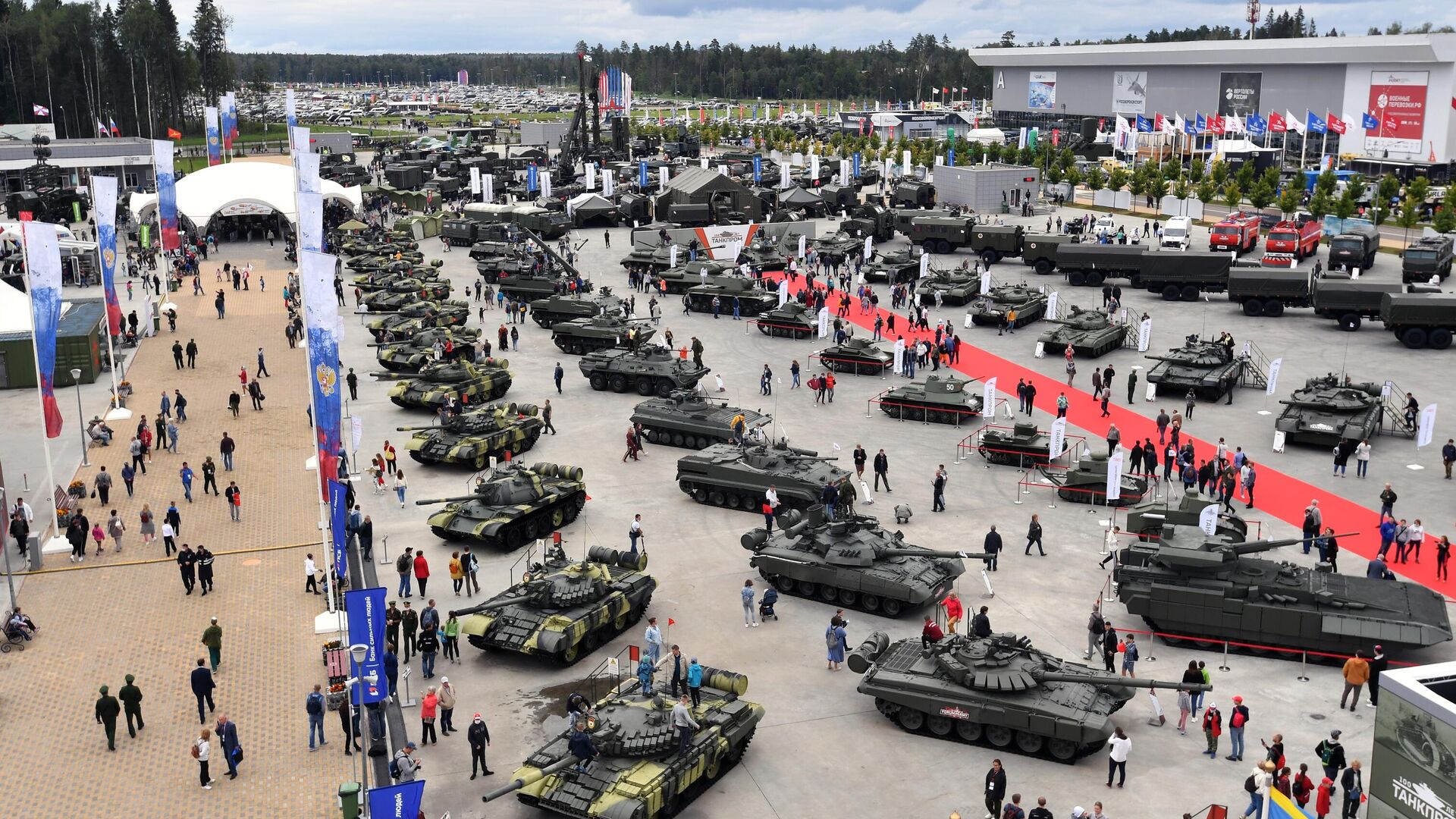 Делегации из 72 стран подтвердили участие в Международном военно-техническом форуме "Армия-2022"