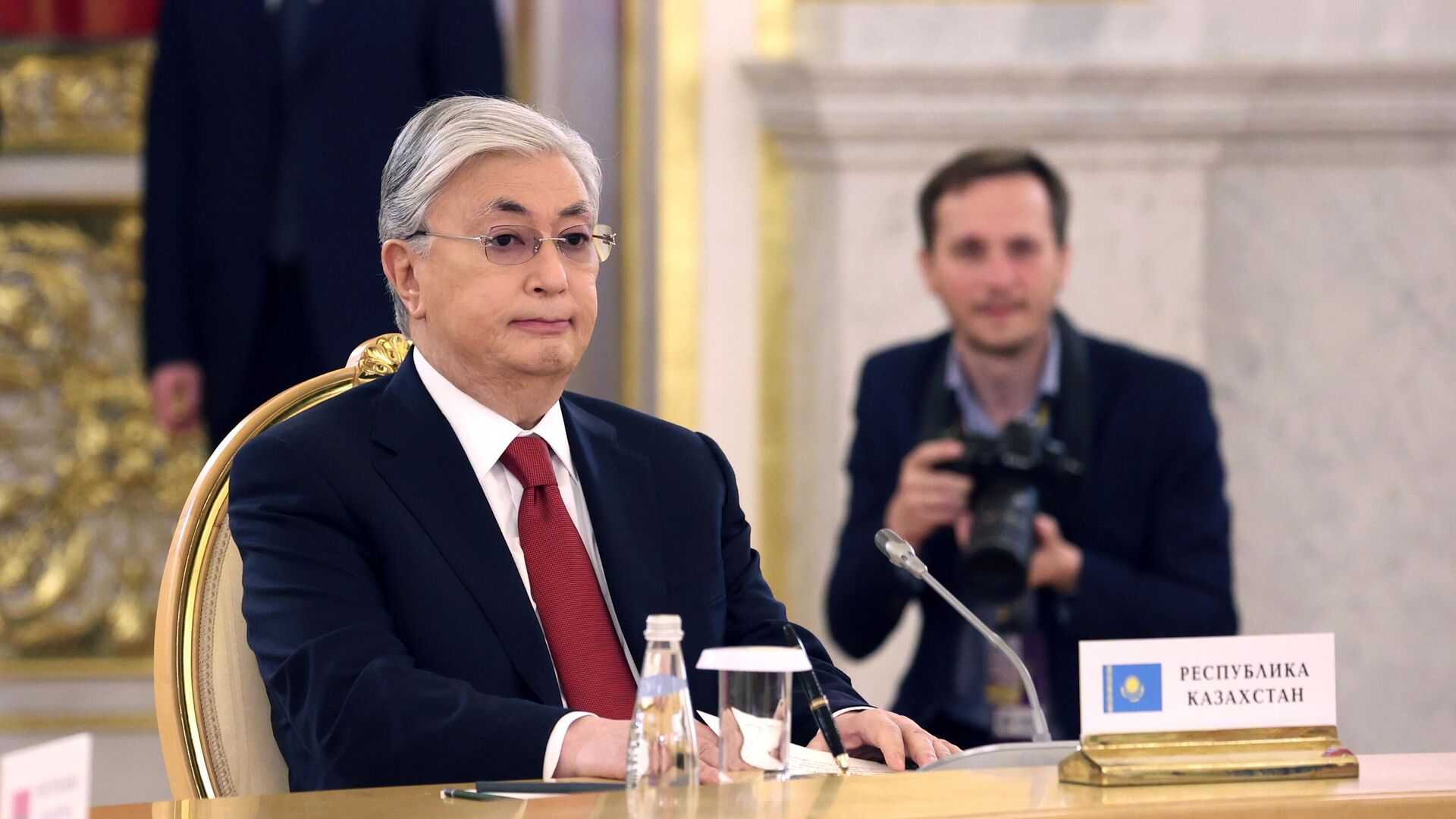 Президент Казахстана освободил от должности вице-премьера Бахыта Султанова