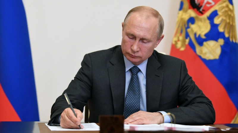 Владимир Путин назначил нового посла РФ в Таджикистане