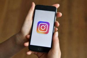 Instagram* могут разблокировать, если руководство Meta** изменит политику своей компании фото