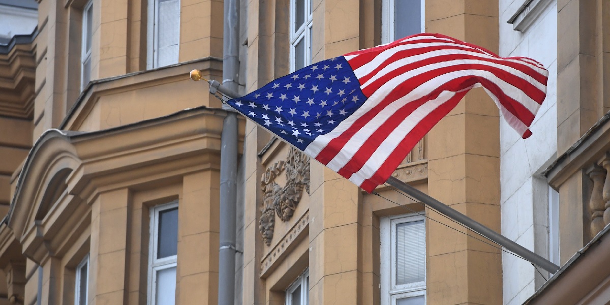 Дипведомство США в Москве призвало американских граждан покинуть Россию из-за частичной мобилизации