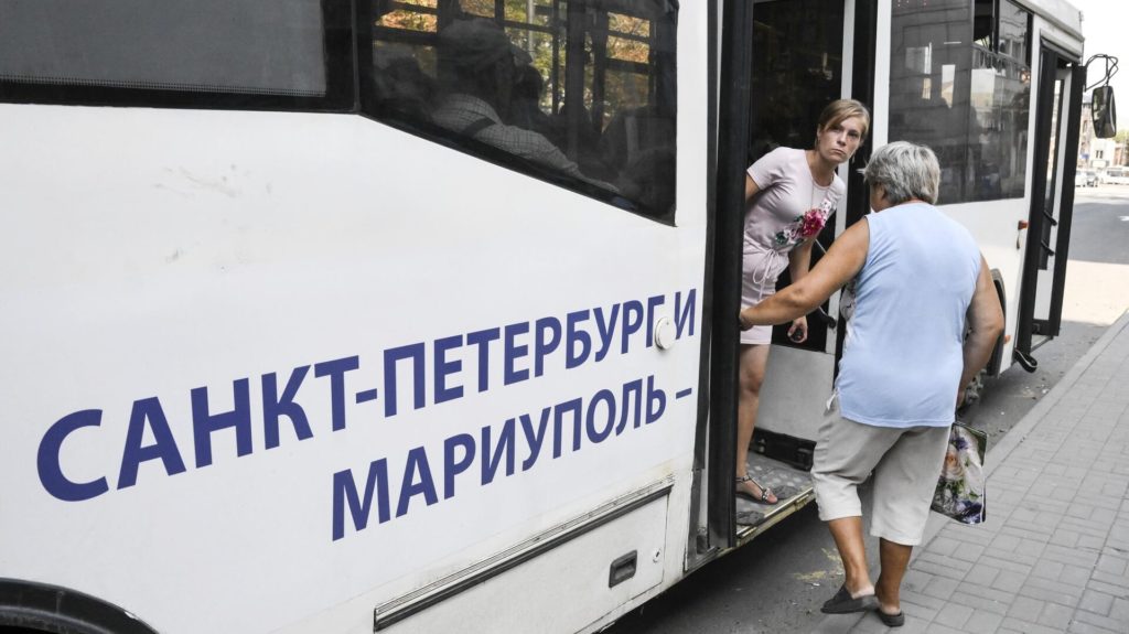 Санкт-Петербург передаст городу-побратиму Мариуполю 30 пассажирских автобусов