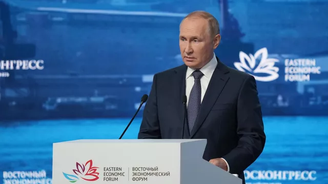 Владимир Путин назвал попытки ограничения цен на российские энергоресурсы бредом и чушью