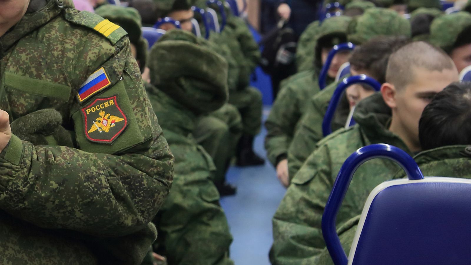 Четыре депутата Госдумы подали заявления об отправке их в зону специальной военной операции