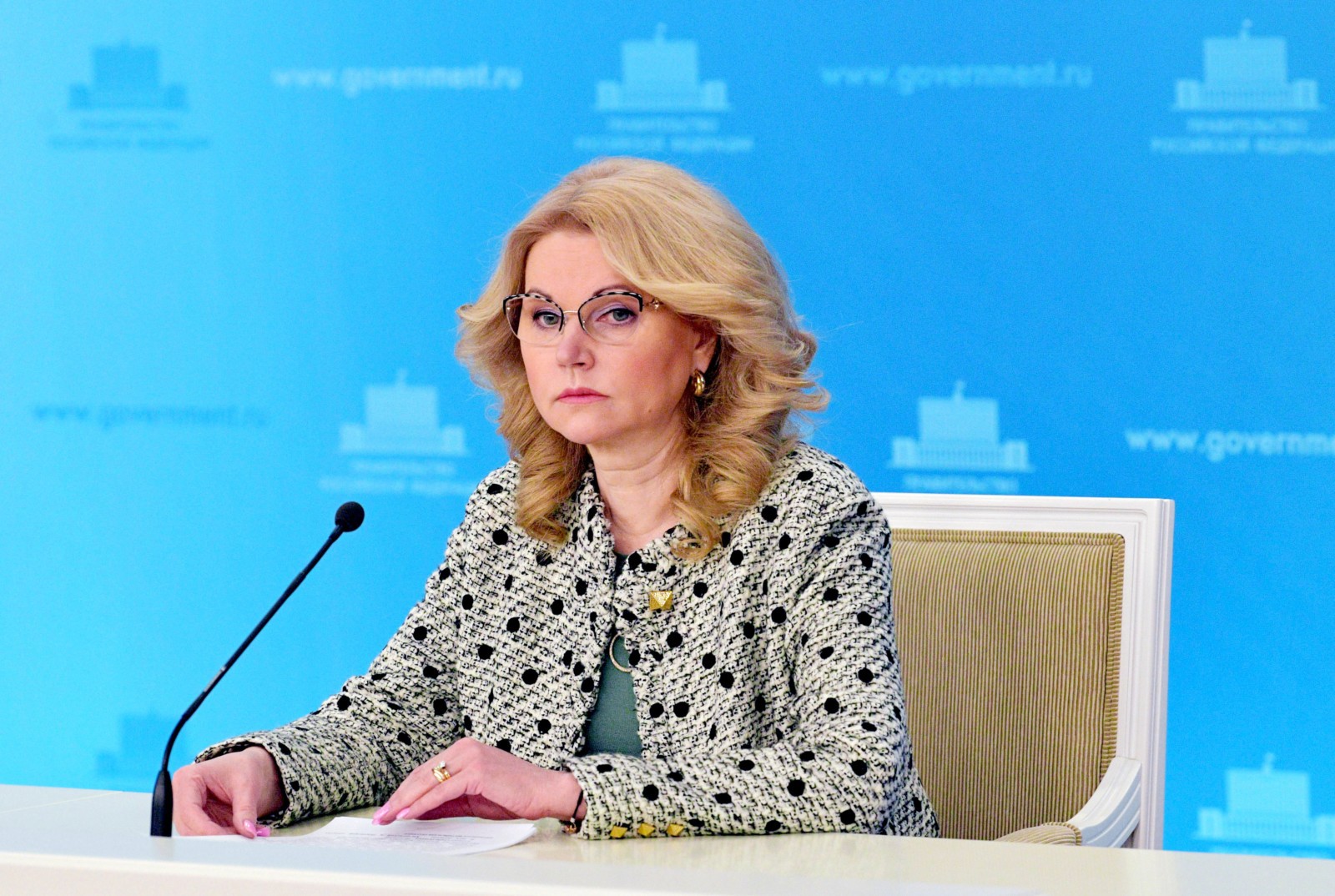 Татьяна Голикова призвала стремиться к тому, чтобы россияне не умирали от COVID-19
