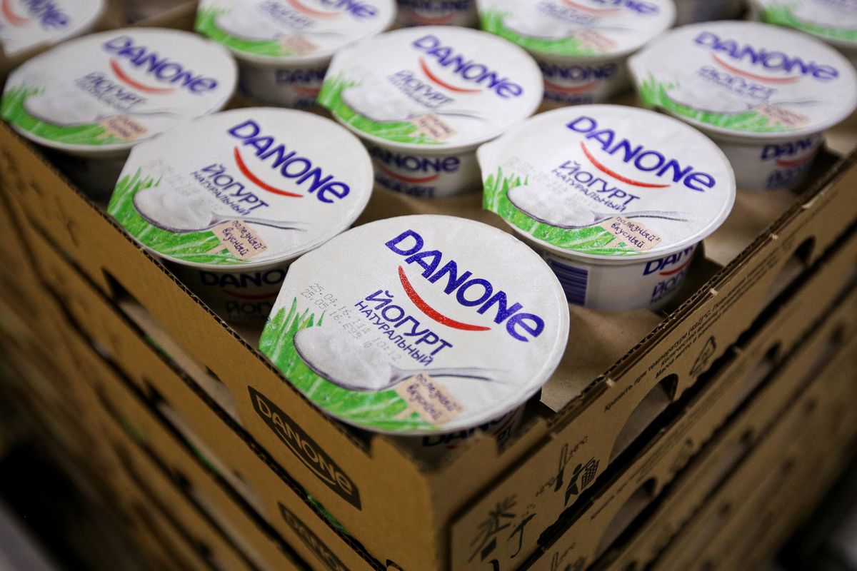 Французская компания Danone отдаст контроль над молочно-растительными активами в России