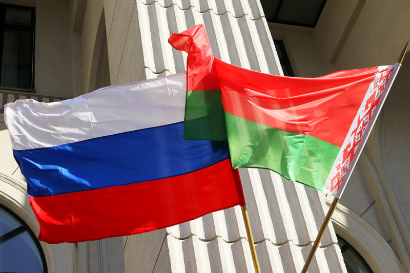 Россия выделит Белоруссии кредит в полтора миллиарда долларов для импортозамещения