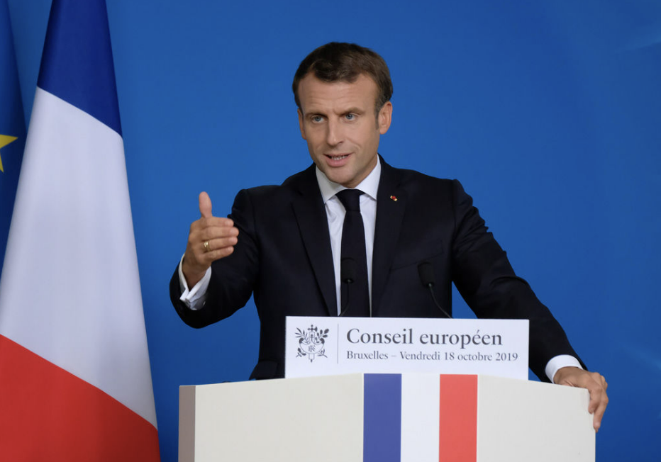 Президент Франции заявил о существовании перспективы мирного решения конфликта в Украине