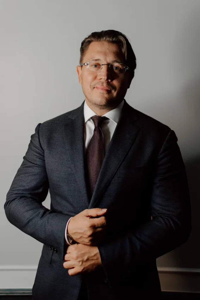 Александр Карабанов адвокат фото
