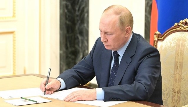 Владимир Путин подписал указ о выплатах мобилизованным
