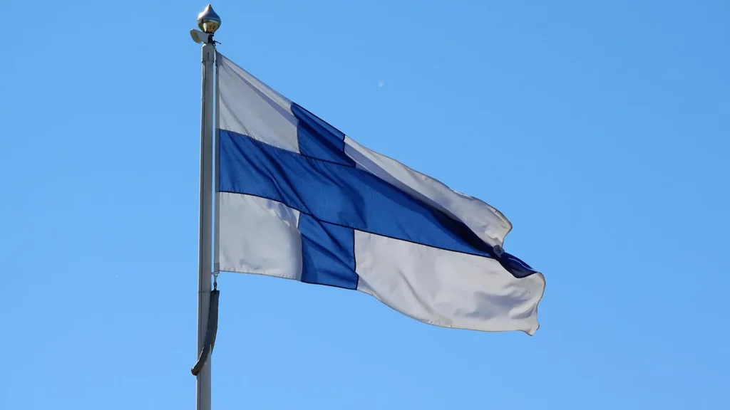 флаг Финляндии фото