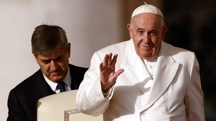 Ватикан извинился перед РФ за слова Папы Римского о жестокости чеченцев