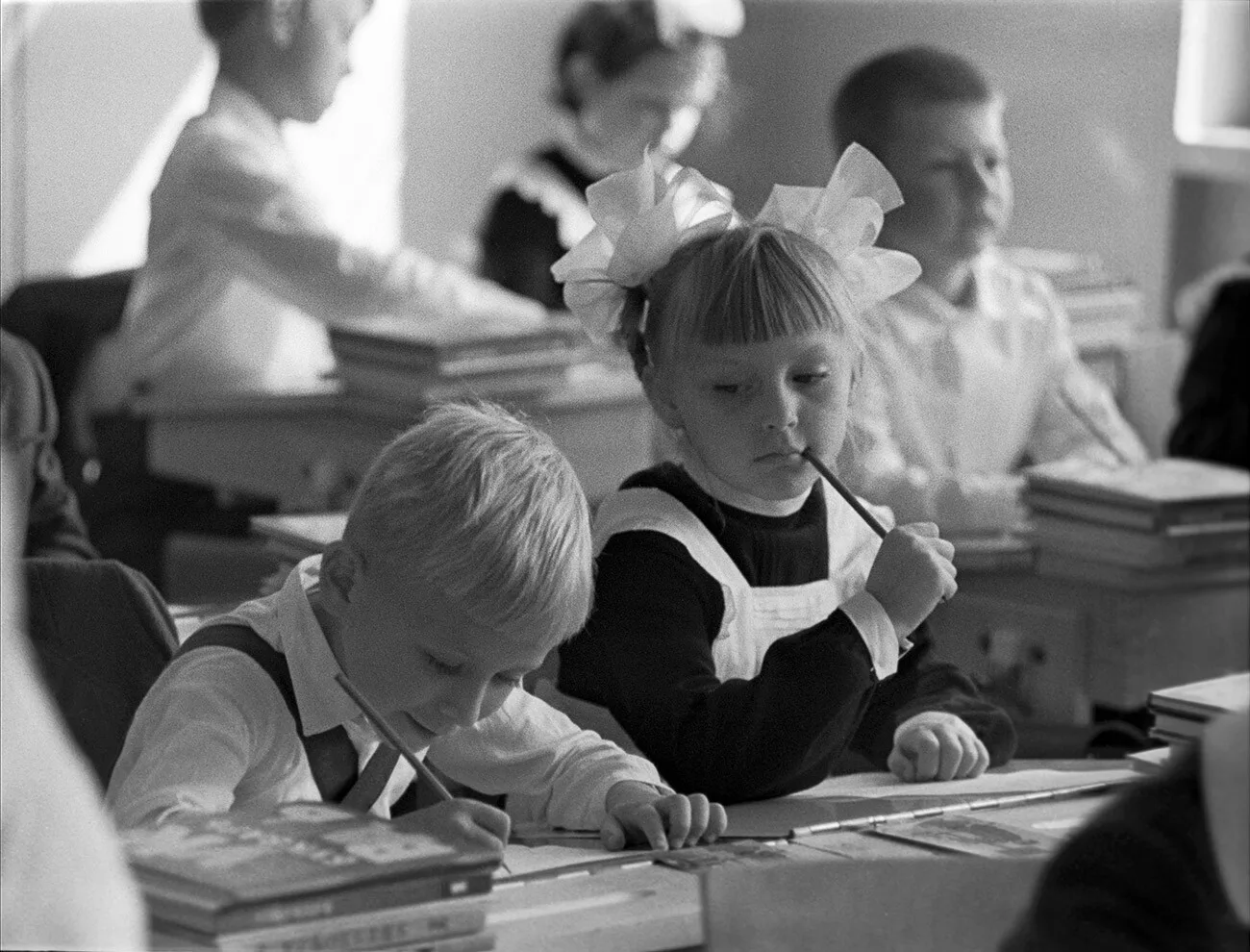 Школа черно-белое фото
