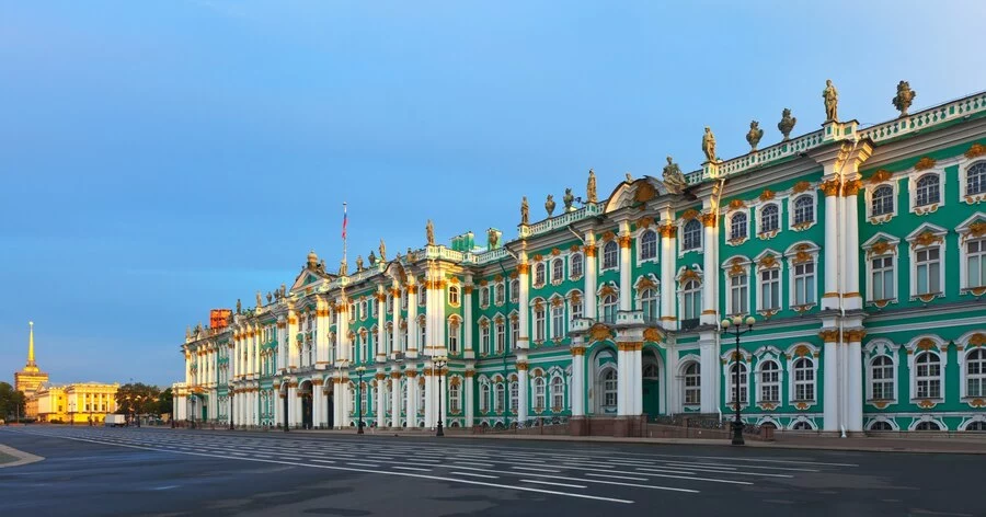 Зимний Дворец в Санкт-Петербурге, Россия