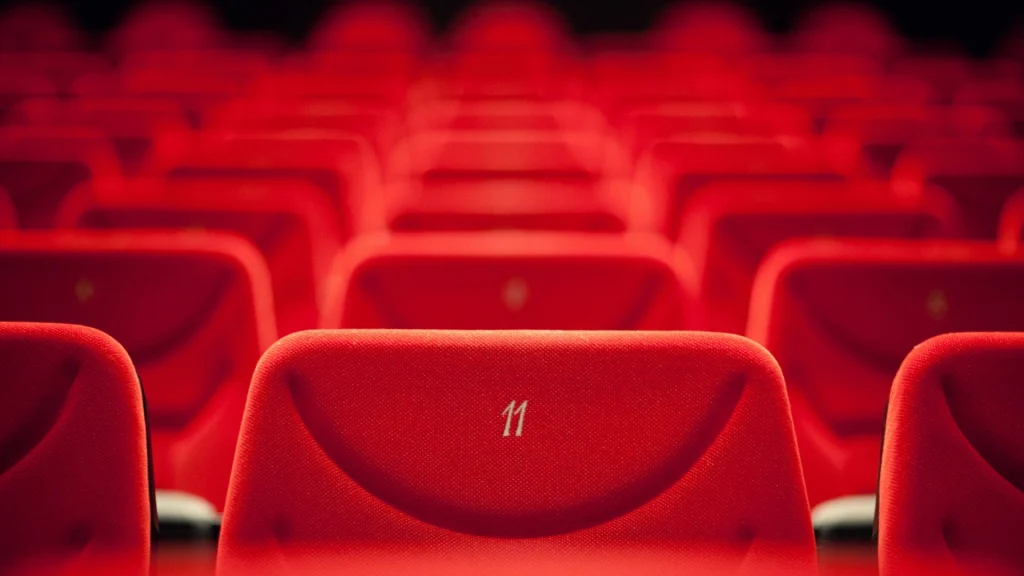 Кресло в кинотеатре