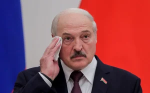 Лукашенко заявил о начале перемещения российского ядерного оружия на территорию Беларуси фото