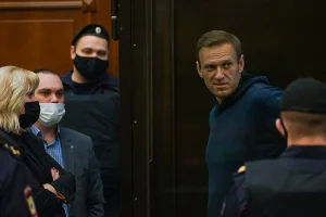 Алексей Навальный обвиняется в создании экстремистского сообщества фото