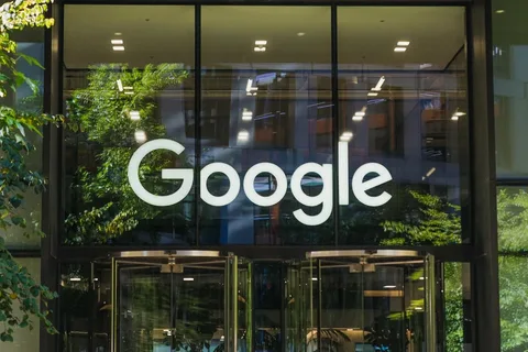 Выручка российского подразделения Google упала на 82%