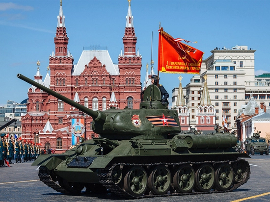 Танки на параде Победы Москва