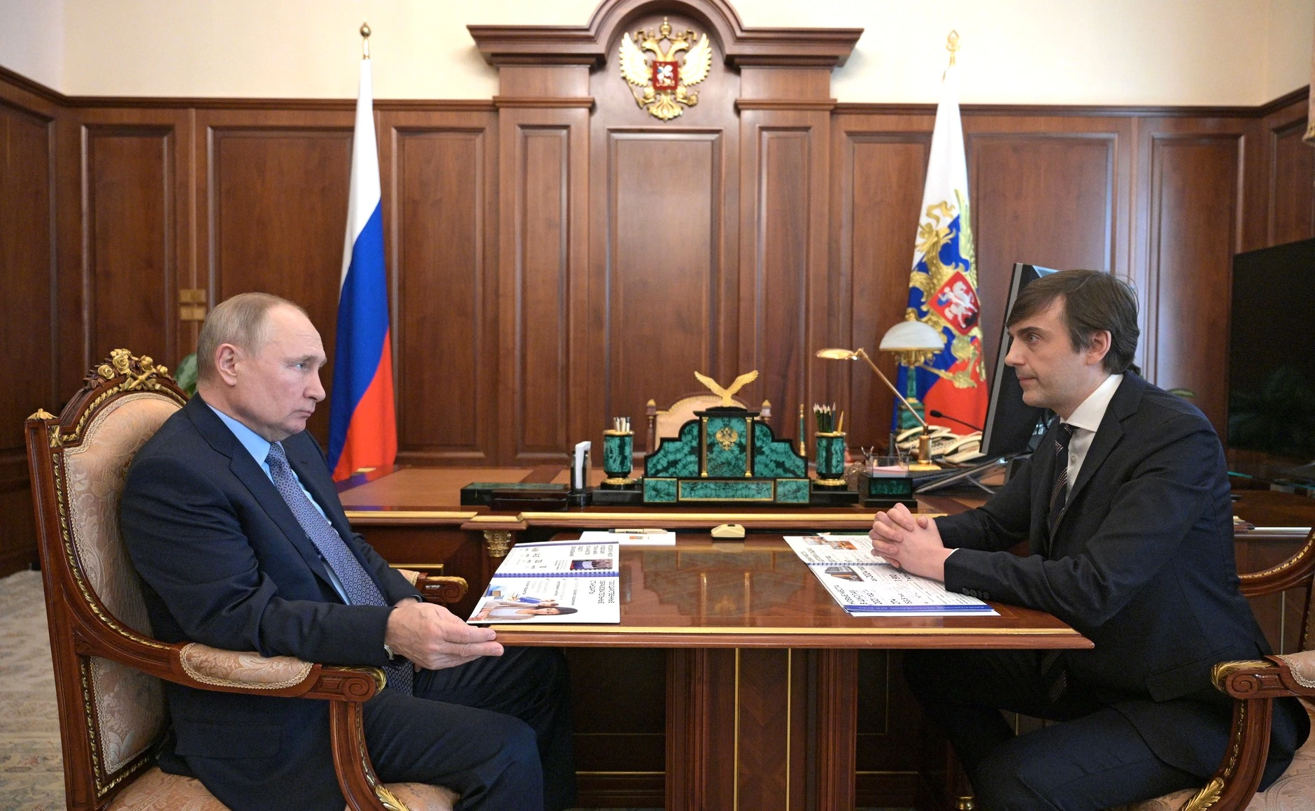 Президент России и Глава Минпросвещения России Сергей Кравцов