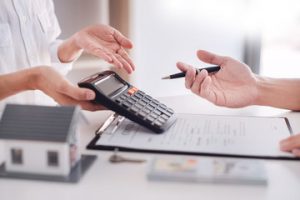 ЕС рассматривает торговое соглашение с США фото