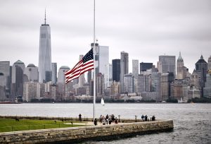 Трамп отменяет санкции против Сирии с 1 июля фото